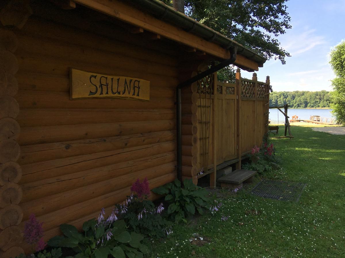 Stajnia Sarnowek Nad Jeziorem Rozany Rozajny Wielkie Eksteriør billede